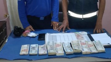 أخبار قنا.. انطلاق برنامج تنمية مهارات اللغة العربية بـ100مدرسة.. مسعف وسائق يسلمان 115 ألف جنيه للشرطة أخبار قنا.. انطلاق برنامج تنمية مهارات اللغة العربية بـ100مدرسة.. مسعف وسائق يسلمان 115 ألف جنيه للشرطة