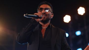 الصور الكاملة لحفل أحمد سعد على طريق الواحات الصور الكاملة لحفل أحمد سعد على طريق الواحات