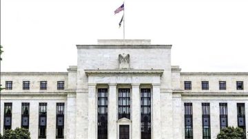 الفيدرالي الأمريكي يخفض أسعار الفائد 25 نقطة أساس للمرة الثانية في 2025 الفيدرالي الأمريكي يخفض أسعار الفائد 25 نقطة أساس للمرة الثانية في 2025