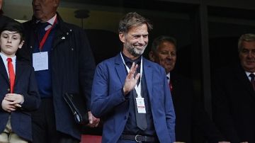 المدرب الألماني حسم الأمر.. مفاجأة بشأن عودة يورجن كلوب لتدريب ليفربول المدرب الألماني حسم الأمر.. مفاجأة بشأن عودة يورجن كلوب لتدريب ليفربول