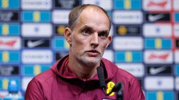 خلال مواجهة ويلز.. صمت جماهير إنجلترا يثير غضب توماس توخيل