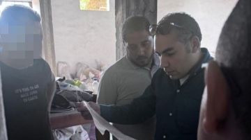 محافظ المنوفية: ضبط منشأة مخالفة لتصنيع الأحذية بشبين الكوم تستخدم علامات تجارية وهمية محافظ المنوفية: ضبط منشأة مخالفة لتصنيع الأحذية بشبين الكوم تستخدم علامات تجارية وهمية