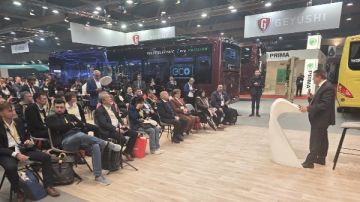 مشاركة مصرية متميزة فى فعاليات المعرض الدولي للحافلات فى بروكسل مشاركة مصرية متميزة فى فعاليات المعرض الدولي للحافلات فى بروكسل