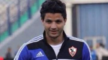 مليونا جنيه.. عرفة السيد يتنازل عن مستحقاته لدى نادي الزمالك