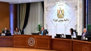 الحكومة توافق على تنفيذ المرحلة الأولى من الخط الرابع لمترو الأنفاق الحكومة توافق على تنفيذ المرحلة الأولى من الخط الرابع لمترو الأنفاق
