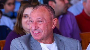 الخطيب يستعرض نجاحات كرة القدم في الأهلي