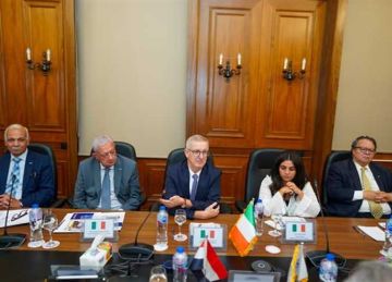 سفير أيرلندا بالقاهرة: ارتفاع الصادرات المصرية إلى بلادنا بـ20 ونتطلع لتعزيز الاستثمارات بين البلدين سفير أيرلندا بالقاهرة: ارتفاع الصادرات المصرية إلى بلادنا بـ20 ونتطلع لتعزيز الاستثمارات بين البلدين