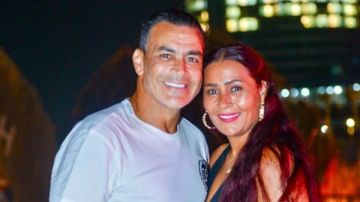 وش الخير والسعد.. الحضري يهنئ زوجته بعيد ميلادها