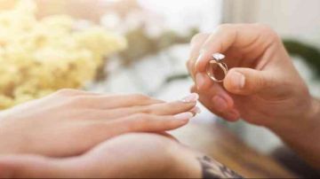 أستاذ فقه يكشف حالة زواج بين الأقارب محرمة شرعا.. انتبه