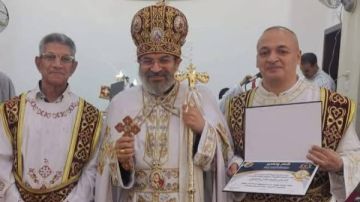 الأنبا توما يترأس القداس ويمنح الدرجة الإيبودياكونية لاثنين من الشمامسة الأنبا توما يترأس القداس ويمنح الدرجة الإيبودياكونية لاثنين من الشمامسة