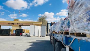 الـ 52.. الهلال الأحمر يرسل 4 آلاف طن مساعدات إنسانية وبترولية إلى غزة