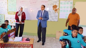 انضباط العملية التعليمية.. مدير تعليم جنوب سيناء في جولة بمدرسة علي مبارك الابتدائية انضباط العملية التعليمية.. مدير تعليم جنوب سيناء في جولة بمدرسة علي مبارك الابتدائية
