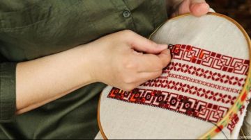 برلماني: الحرف اليدوية تمثل ثروة قومية.. والإستراتيجية الجديدة تعيد الاعتبار للصناع المصريين