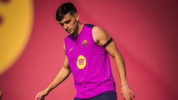 صدمة.. برشلونة يعلن إصابة بيدري ومدة غيابه صدمة.. برشلونة يعلن إصابة بيدري ومدة غيابه