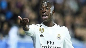 فينيسيوس جونيور يواجه عقوبة السجن 3 أشهر.. تفاصيل