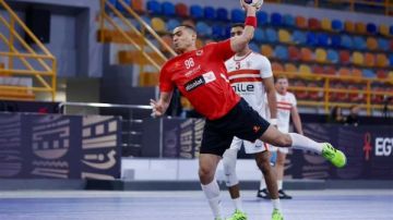 كاستيلو يعود للقاهرة لحضور جنازة والده.. وتعديل اضطراري في قائمة الفراعنة قبل مواجهة البرتغال