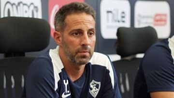 مدرب الزمالك بعد التأهل: الفوز لا يخفي ضعف الأداء.. ولا تهاجموا محمد السيد مدرب الزمالك بعد التأهل: الفوز لا يخفي ضعف الأداء.. ولا تهاجموا محمد السيد