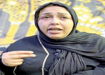 والدة ضحية البالوعة : بقالها شهر بدون غطاء والدة ضحية البالوعة : بقالها شهر بدون غطاء