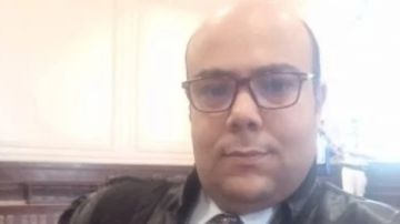 وفاة محامى الإسكندرية.. قصة أب مات من الخوف على ابنه والرضيع يلحق به بعد ساعات وفاة محامى الإسكندرية.. قصة أب مات من الخوف على ابنه والرضيع يلحق به بعد ساعات