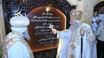 البابا تواضروس الثاني يدشن كنيسة المغارة في دير العذراء بدرنكة البابا تواضروس الثاني يدشن كنيسة المغارة في دير العذراء بدرنكة