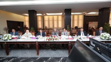 اللجنة الدائمة للقيادات الجامعية بالزقازيق تلتقي المرشحين لمنصب مدير عام اللجنة الدائمة للقيادات الجامعية بالزقازيق تلتقي المرشحين لمنصب مدير عام