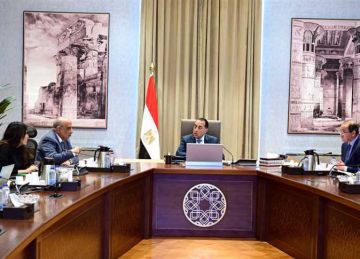 رئيس الوزراء يتابع الموقف التنفيذي والمالي لمشروع المحطة النووية بالضبعة