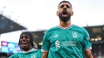 صفقة تاريخية.. الكشف عن ناد كويتي عرض عليه ضم محمد صلاح (فيديو)