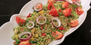 طريقة عمل سلطة الفريك بالقرنبيط بمذاق شهي