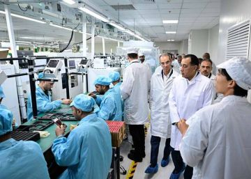  أوبو الصينية تفتح مصنعا لصناعة الهواتف في مصر باستثمارات 50 مليون دولار