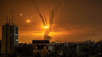 إعلام عبري: انطلاق صفارات الإنذار في إيلات تحذر من احتمال دخول مسيرات