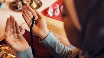 دعاء أول جمعة في جمادى الأولى.. كلمات بسيطة ترزقك خيرى الدنيا والآخرة دعاء أول جمعة في جمادى الأولى.. كلمات بسيطة ترزقك خيرى الدنيا والآخرة