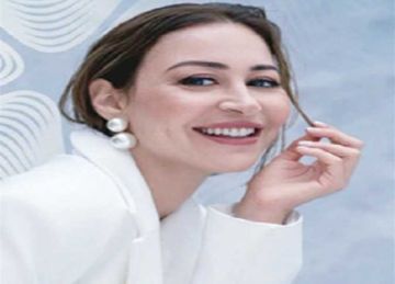 منة شلبي وبرج الأسد.. هل فسر الفلك سر التكتم على الزواج؟ منة شلبي وبرج الأسد.. هل فسر الفلك سر التكتم على الزواج؟