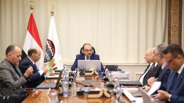 وزير قطاع الأعمال يتابع جهود التوافق مع آلية الكربون لتعزيز تنافسية الصادرات وزير قطاع الأعمال يتابع جهود التوافق مع آلية الكربون لتعزيز تنافسية الصادرات