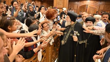 وسط حفاوة شعبية ورسمية.. البابا تواضروس يختتم زيارة رعوية استغرقت 8 أيام لـ 7 إيبارشيات و 8 أديرة في أسيوط