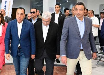 رئيس الوزراء يتابع تنفيذ المشروعات والمبادرات التنموية في السويس رئيس الوزراء يتابع تنفيذ المشروعات والمبادرات التنموية في السويس