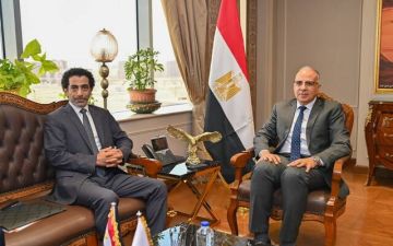وزير الري المصري يبحث مع الشبكة الإسلامية سبل تطوير إدارة الموارد المائية وزير الري المصري يبحث مع الشبكة الإسلامية سبل تطوير إدارة الموارد المائية