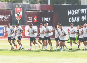  الدنيا بايظة .. نجم الأهلي يصدم الزمالك بهذا القرار.. الغندور يكشف