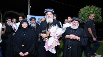 زيارة رعوية مميزة.. البابا تواضروس يلتقي راهبات دير السيدة العذراء بصنبو صور زيارة رعوية مميزة.. البابا تواضروس يلتقي راهبات دير السيدة العذراء بصنبو صور