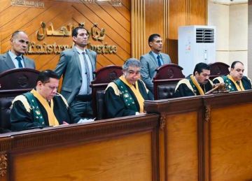 المشدد 10 سنوات لـ16 متهما بنصب كمين مزيف على طريق القاهرة - الإسكندرية الصحراوي المشدد 10 سنوات لـ16 متهما بنصب كمين مزيف على طريق القاهرة - الإسكندرية الصحراوي