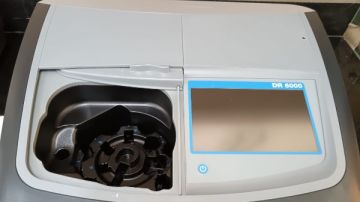 شركة مياه الأقصر تتسلم أجهزة تحليل حديثة لتعزيز منظومة الجودة صور