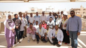 وزير السياحة للآثاريين والمرممين بإسنا: أنتم حماة الحضارة المصرية