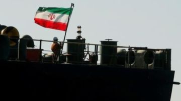 الكشف عن نظام مقايضة سري بين إيران والصين لتصدير النفط الكشف عن نظام مقايضة سري بين إيران والصين لتصدير النفط