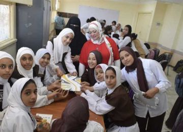 في برنامج المواطنة بالمنيا.. مناقشات حول دور المؤسسات الثقافية في نشر وتعزيز القيم في برنامج المواطنة بالمنيا.. مناقشات حول دور المؤسسات الثقافية في نشر وتعزيز القيم