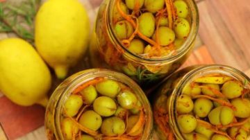 في موسمه.. طريقة عمل مخلل الزيتون بالخطوات في موسمه.. طريقة عمل مخلل الزيتون بالخطوات
