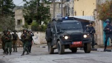 هيئة البث الإسرائيلية: جيش الاحتلال ينسحب من مناطق حماس هيئة البث الإسرائيلية: جيش الاحتلال ينسحب من مناطق حماس