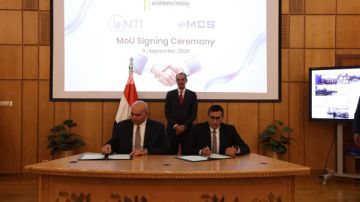 وزير الاتصالات يشهد حفل تخريج الدفعة الثانية من أكاديمية الأمن السيبرانى للنشء وزير الاتصالات يشهد حفل تخريج الدفعة الثانية من أكاديمية الأمن السيبرانى للنشء