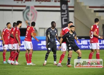 بسبب هدف جراديشار.. خبير تحكيمي يهاجم حكام فيديو مباراة الأهلي وبتروجت (خاص) بسبب هدف جراديشار.. خبير تحكيمي يهاجم حكام فيديو مباراة الأهلي وبتروجت (خاص)