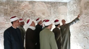 ضمن مبادرة صحح مفاهيمك.. أوقاف المنيا تنظم زيارة ميدانية للمناطق الأثرية بتل العمارنة ضمن مبادرة صحح مفاهيمك.. أوقاف المنيا تنظم زيارة ميدانية للمناطق الأثرية بتل العمارنة