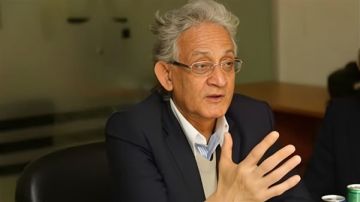 عبدالله السناوي: مفاوضات غزة دخلت مرحلة التفاصيل المعقدة.. والمقاومة تبحث عن ضمانات لوقف الحرب عبدالله السناوي: مفاوضات غزة دخلت مرحلة التفاصيل المعقدة.. والمقاومة تبحث عن ضمانات لوقف الحرب