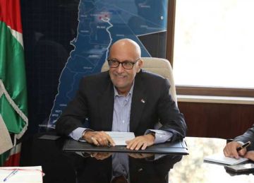 وزير الري الأردني يشيد بدور غرفة التجارة العربية الألمانية في دعم استثمارات القطاع الخاص في قطاع المياه وزير الري الأردني يشيد بدور غرفة التجارة العربية الألمانية في دعم استثمارات القطاع الخاص في قطاع المياه